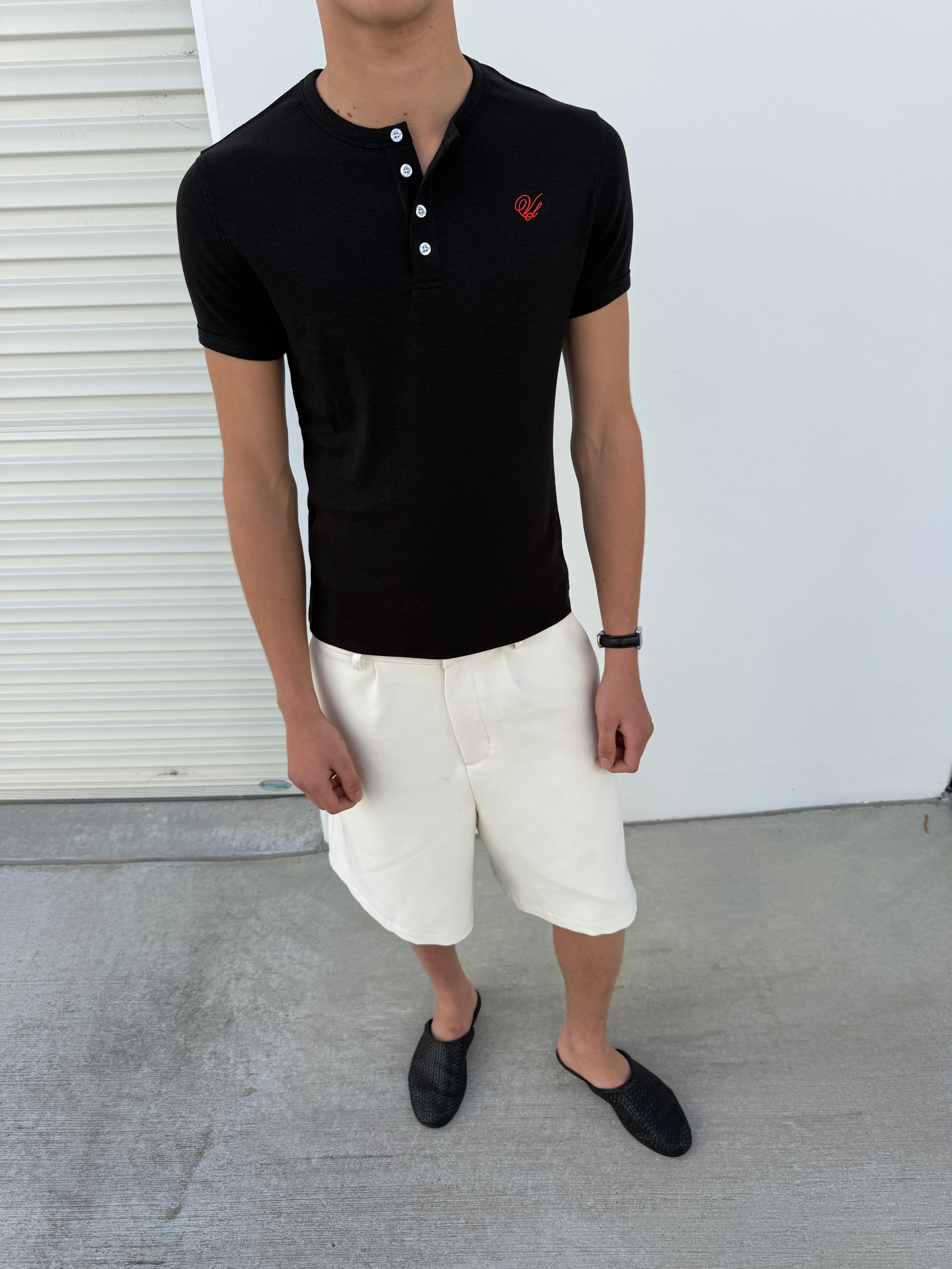 Short Sleeve Henley Shirt - Black
